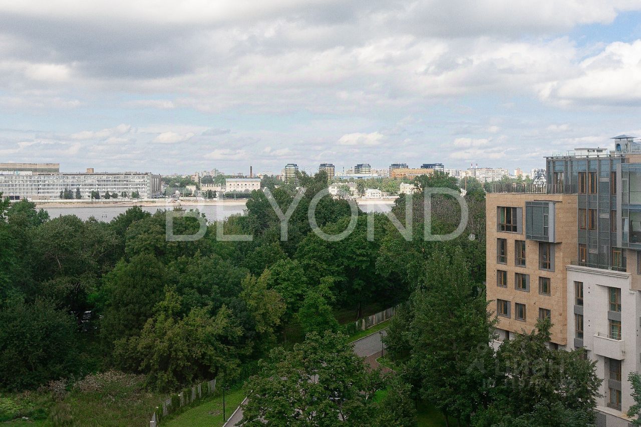Продажа 6-комн квартиры на вторичном рынке Орловская улица, 1
