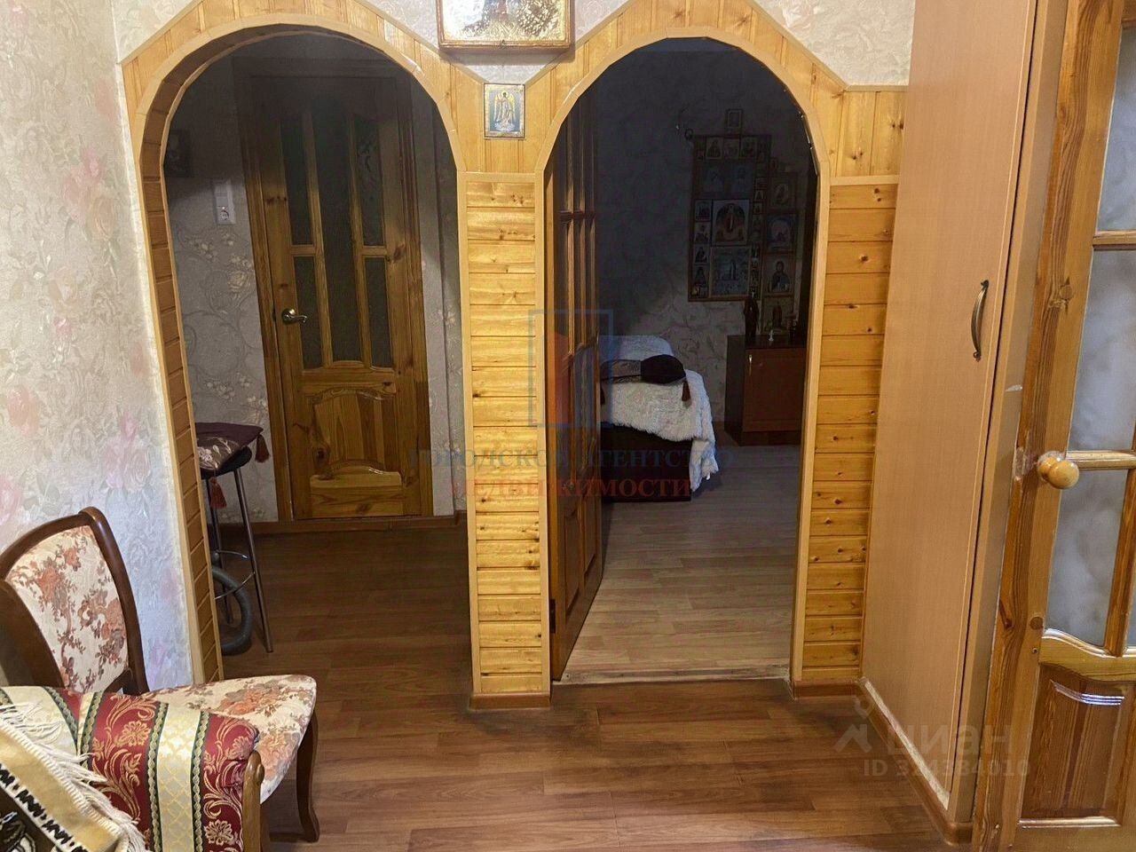 Продажа 2-комн квартиры на вторичном рынке Серпухов, Осенняя улица, 33