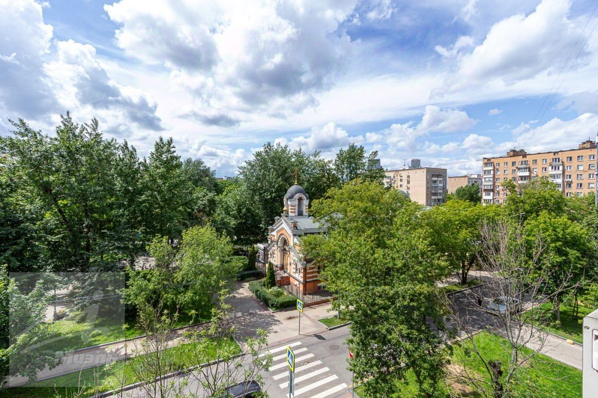 Продажа 3-комн квартиры на вторичном рынке Кутузовский проезд, 4