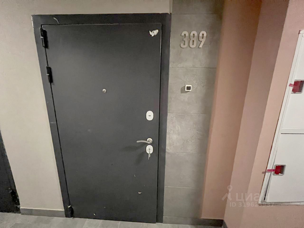 Продажа 3-комн квартиры на вторичном рынке бульвар Головнина, 3к1