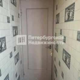 Продажа 2-комн квартиры на вторичном рынке Искровский пр-кт,  д. 17 к1