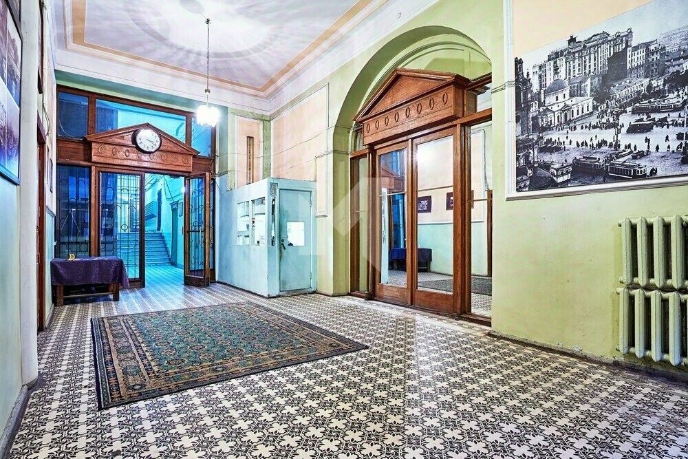 Продажа 2-комн квартиры на вторичном рынке Большой Гнездниковский переулок, 10