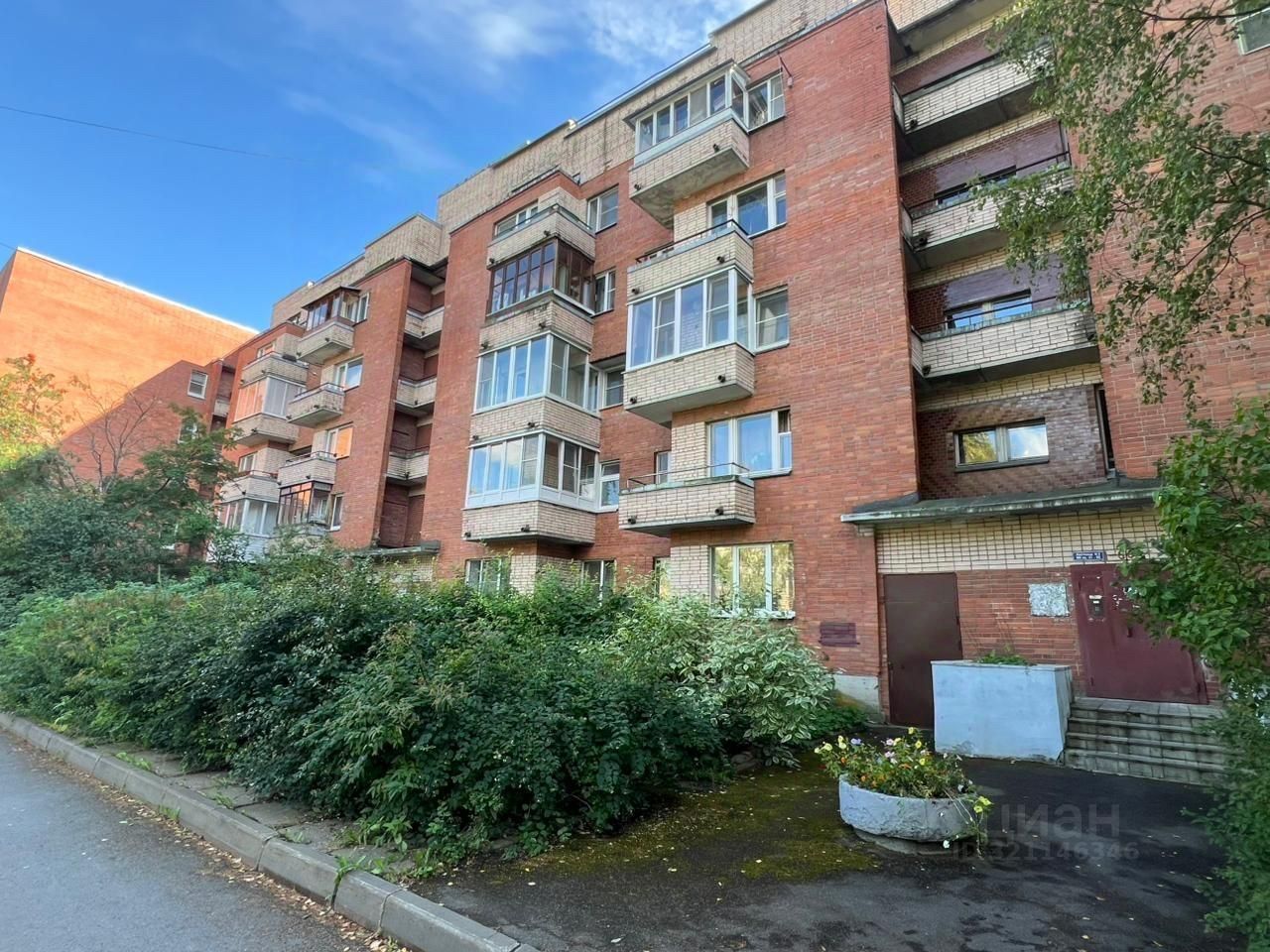 Продажа 1-комн квартиры на вторичном рынке Пушкин, улица Генерала Хазова, 6