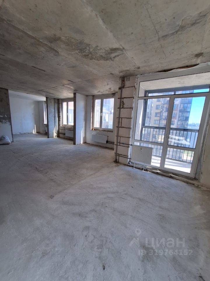 Продажа 3-комн квартиры на вторичном рынке бульвар Веласкеса, 7к5