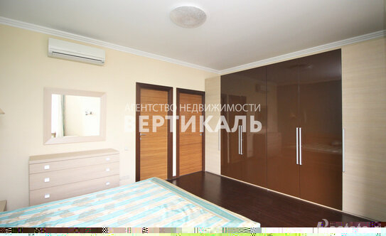 Аренда 4-комн квартиры на вторичном рынке Красногвардейская 3-я ул,  д. 3