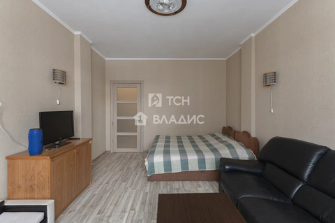 Продажа 1-комн квартиры на вторичном рынке Свердловский, ул. Заречная,  д. 9