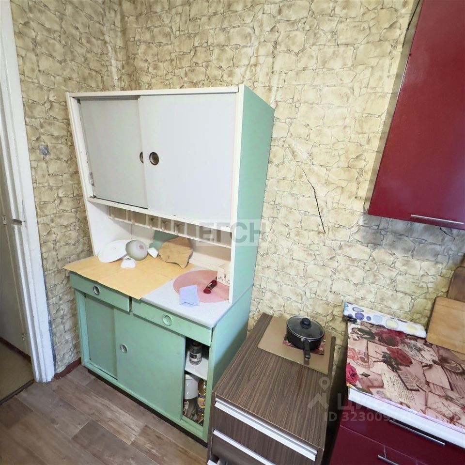 Продажа 3-комн квартиры на вторичном рынке Кировоградская улица, 32К3