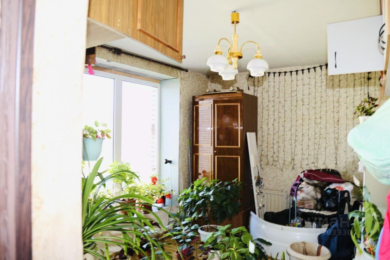 Продажа комнаты улица Подвойского,  д. 46