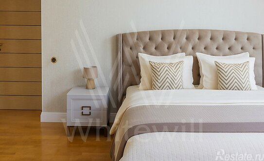 Продажа 3-комн квартиры на вторичном рынке Страстной бульвар,  д. 10 к1