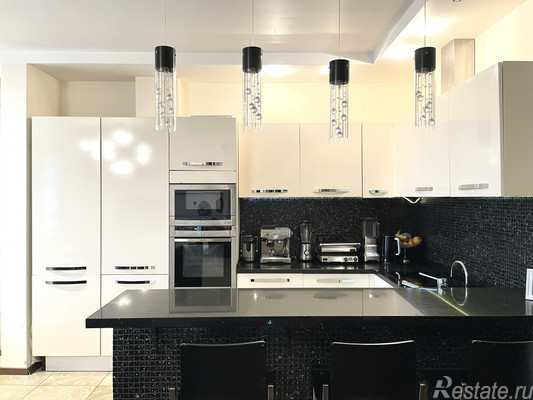 Продажа 4-комн квартиры на вторичном рынке Мира пр-кт,  д. 167