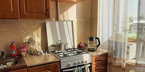 3-комн квартира ул Пилота Нестерова,  д. 9