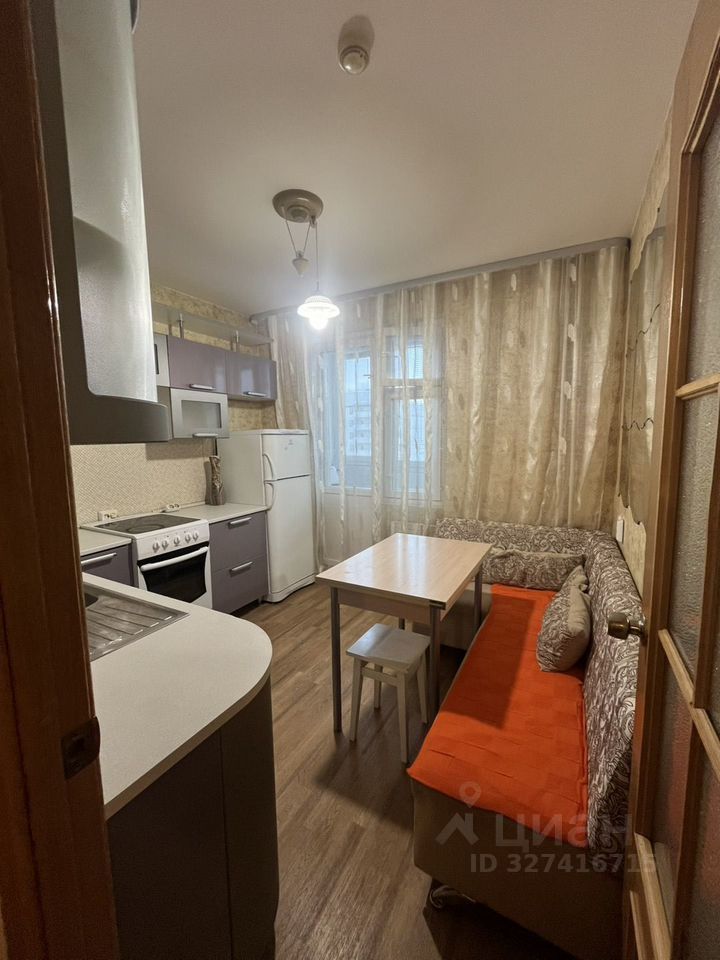 Продажа 1-комн квартиры на вторичном рынке улица Бадаева, 8к1