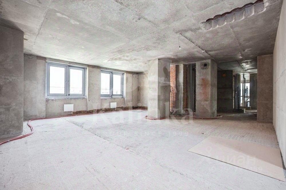 Продажа 5-комн квартиры на вторичном рынке переулок Хилков, 5