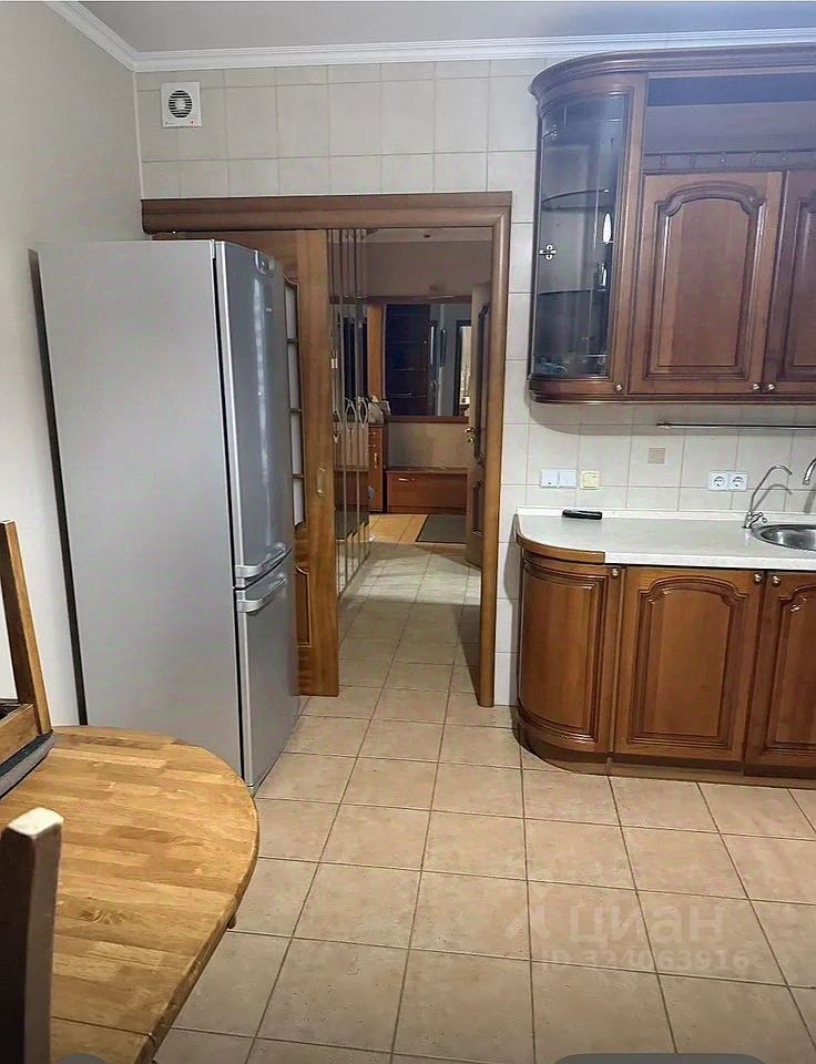 Аренда 3-комн квартиры на вторичном рынке Новочеремушкинская улица, 59