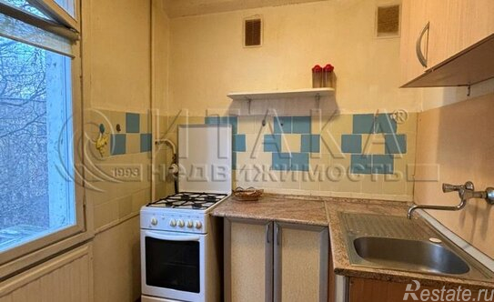 Продажа 3-комн квартиры на вторичном рынке Новаторов б-р,  д. 47