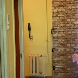 Продажа 3-комн квартиры на вторичном рынке ул Тамбовская,  д. 15