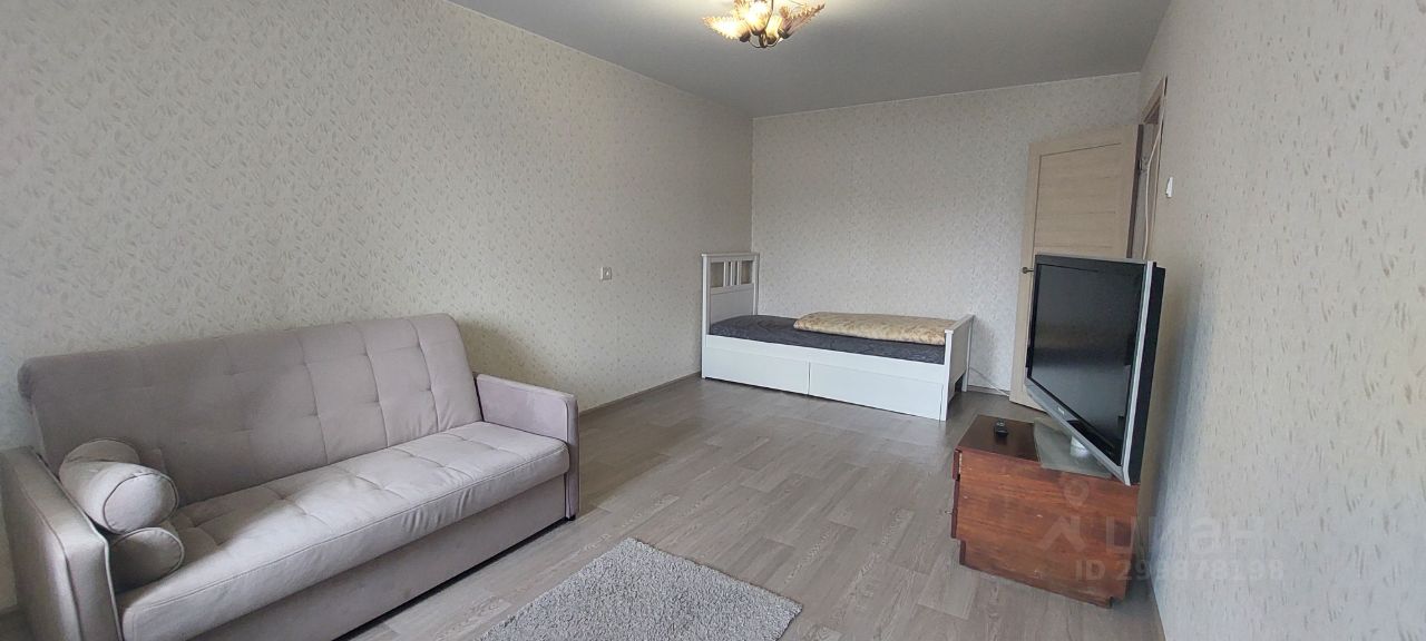 Аренда 1-комн квартиры на вторичном рынке д. Кипень, шоссе Ропшинское, 21