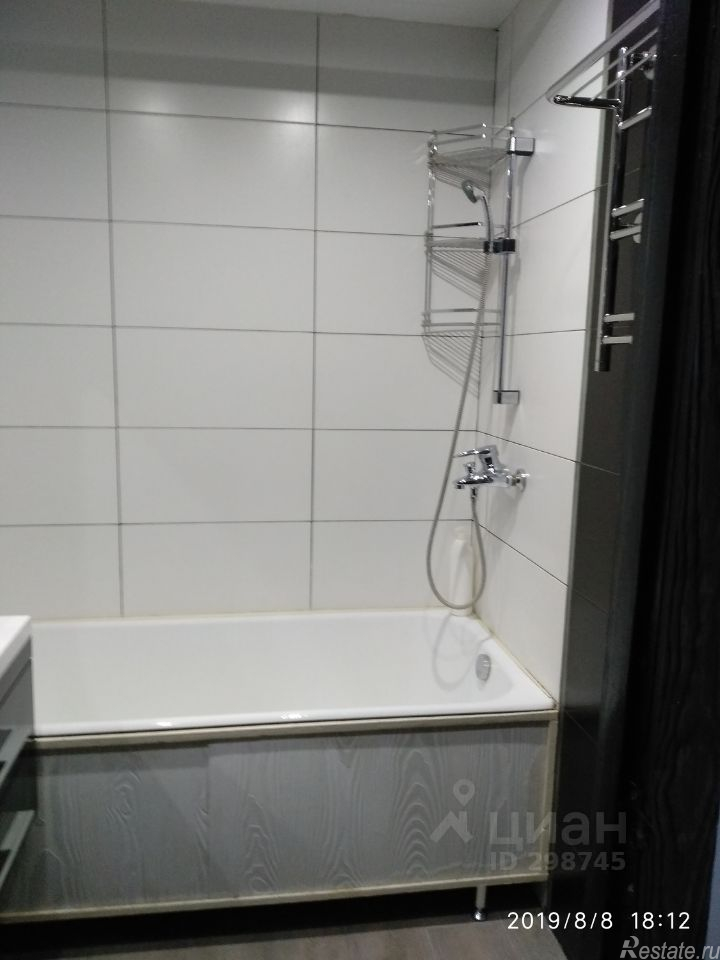 Аренда 2-комн квартиры на вторичном рынке бульвар Адмирала Ушакова,  д. 8