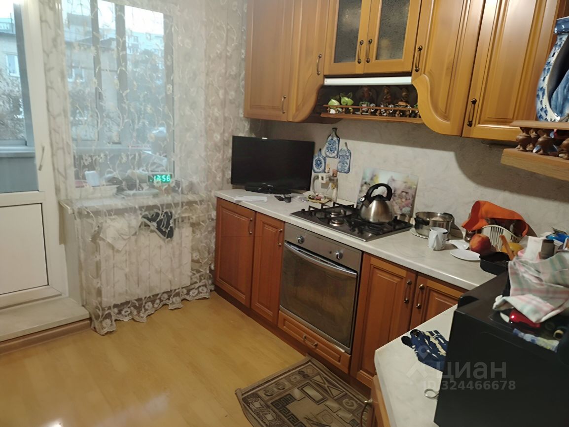 Продажа 2-комн квартиры на вторичном рынке Малаховка пгт, улица Кирова, 6