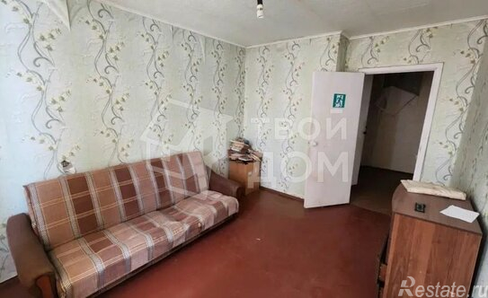 Продажа 2-комн квартиры на вторичном рынке Назиевское городское поселение, Школьный проспект,  д. 20