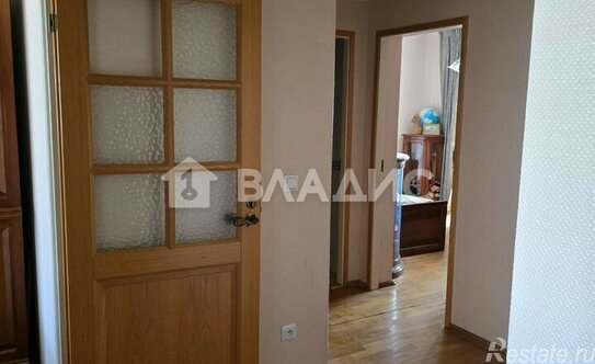 Продажа 3-комн квартиры на вторичном рынке улица Немчинова,  д. 1/25