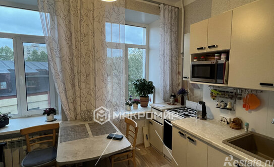 Продажа 1-комн квартиры на вторичном рынке Белоостровская улица,  д. 25