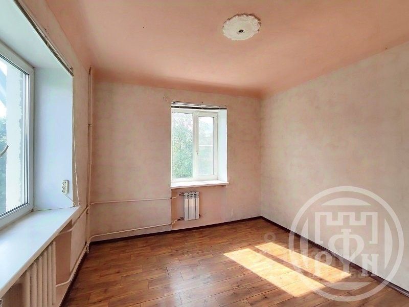 Продажа 3-комн квартиры на вторичном рынке Кировск, улица Кирова, 22