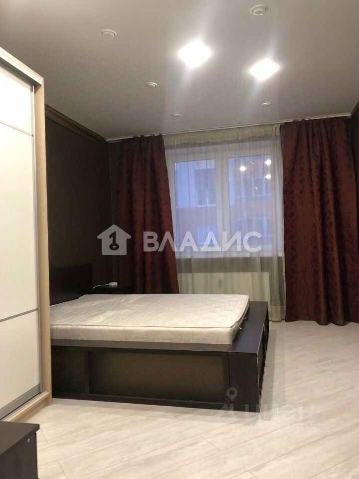 Продажа 2-комн квартиры на вторичном рынке Мурино, бульвар Петровский, 2к2