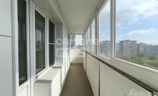 Продажа 3-комн квартиры на вторичном рынке Судостроительная улица,  д. 17