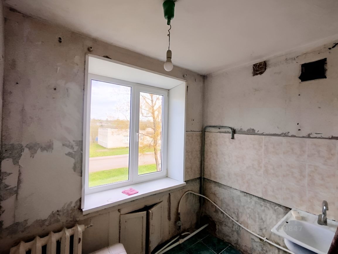 Продажа 2-комн квартиры на вторичном рынке д. Кисельня, улица Центральная, 3