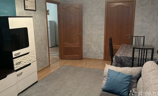 Продажа 2-комн квартиры на вторичном рынке Вокзальный пер,  д. 8,  к. 1