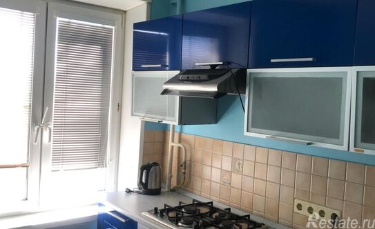 Продажа 1-комн квартиры на вторичном рынке улица Пилота Нестерова,  д. 11