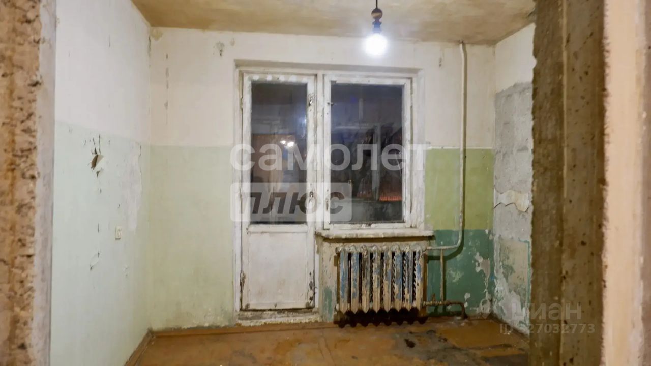 Продажа 2-комн квартиры на вторичном рынке Чехов, улица Гагарина,  д. 90