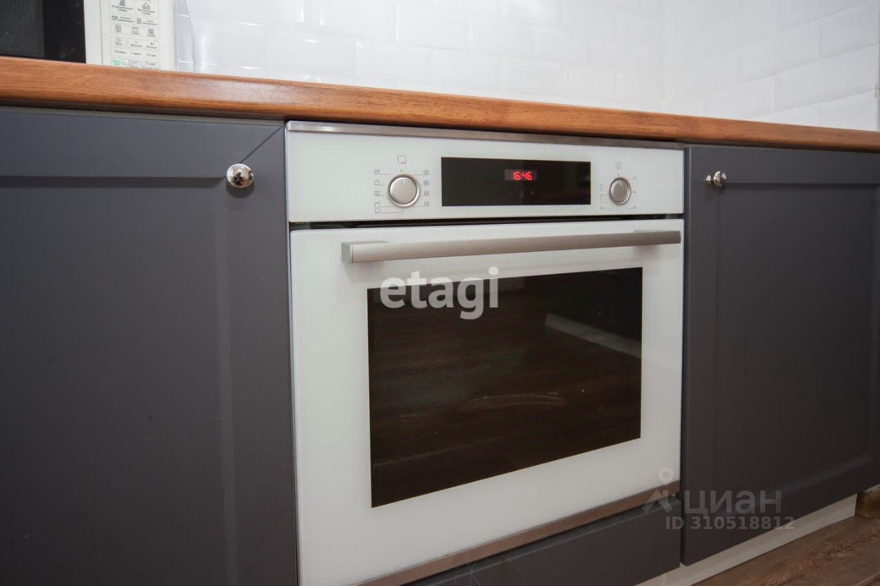 Продажа 2-комн квартиры на вторичном рынке улица Корнея Чуковского, 3к4