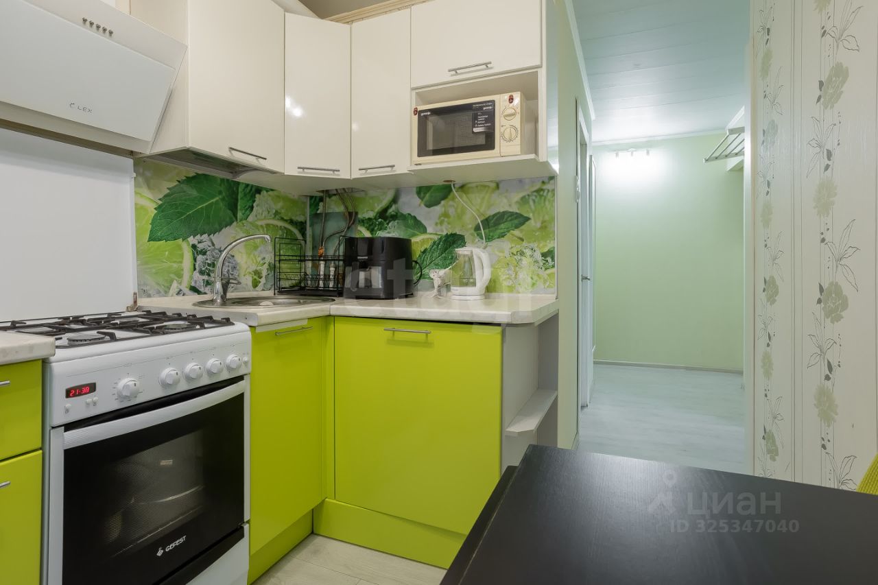 Продажа 1-комн квартиры на вторичном рынке Петергоф, Блан-Менильская улица, 11