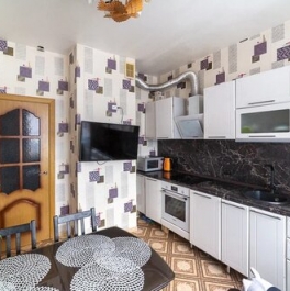 Продажа 1-комн квартиры на вторичном рынке Индустриальный пр-кт,  д. 12