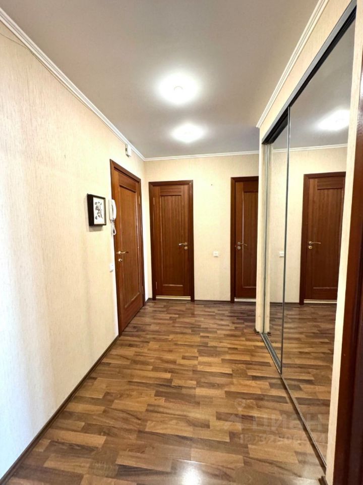 Продажа 2-комн квартиры на вторичном рынке Богатырский проспект, 30К1