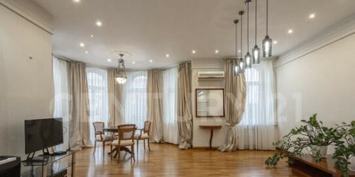 5-комн квартира Бармалеева улица,  д. 2