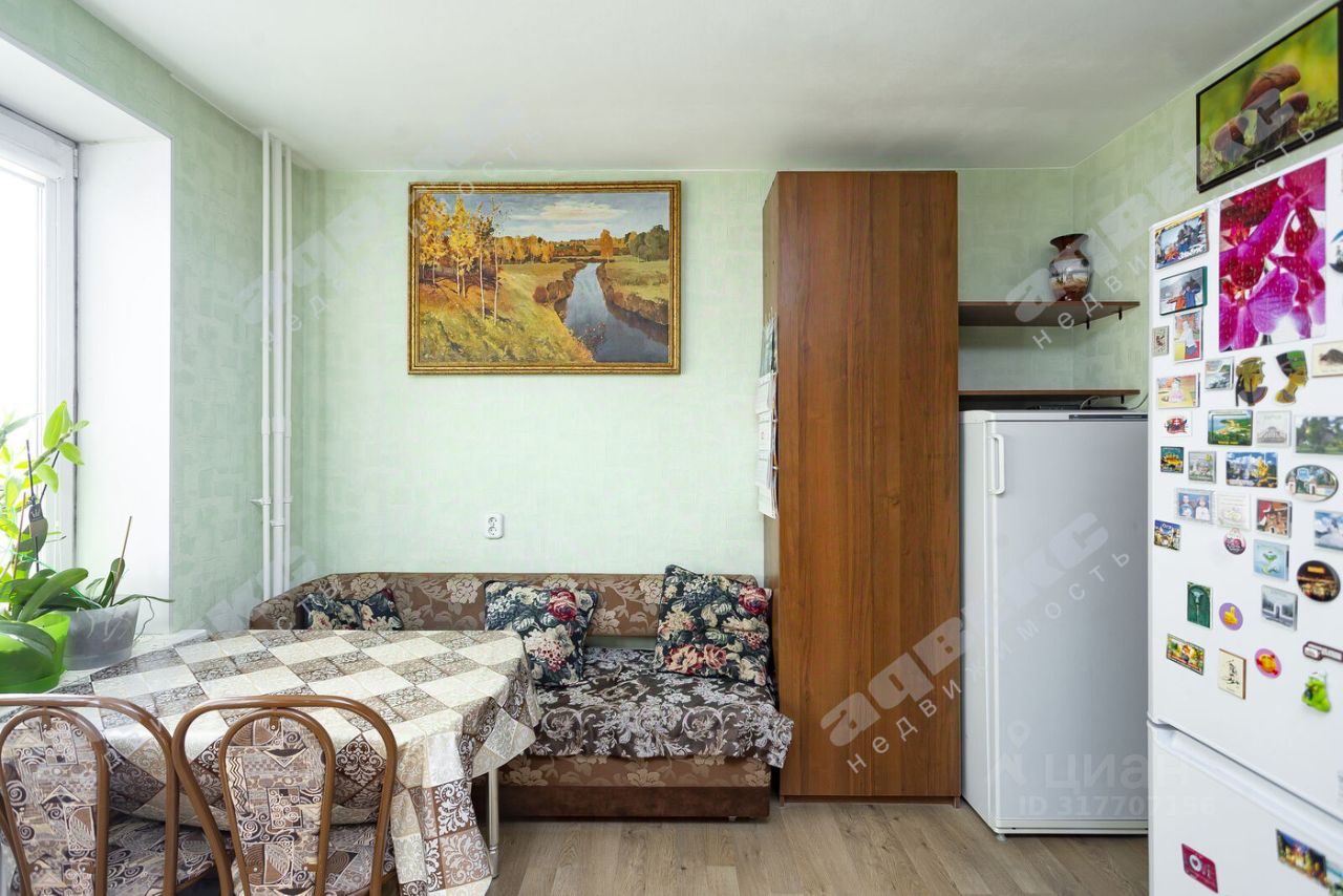 Продажа 2-комн квартиры на вторичном рынке Мурино, улица Шувалова, 4к1