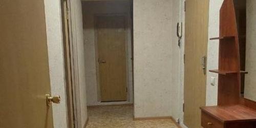2-комн квартира улица Генерала Белобородова,  д. 12