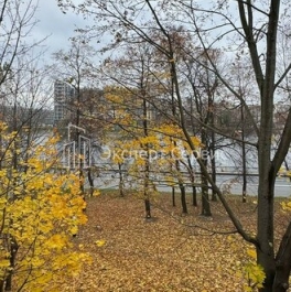 Продажа 3-комн квартиры на вторичном рынке Октябрьская наб,  д. 86 к1