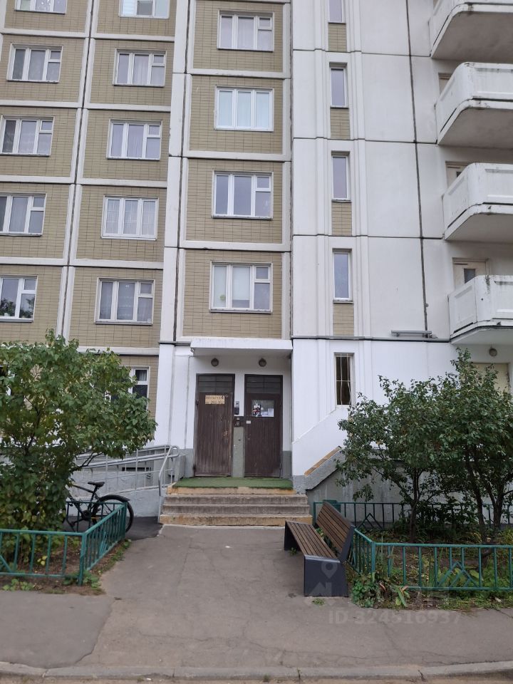 Продажа 1-комн квартиры на вторичном рынке Беловежская улица, 37К1