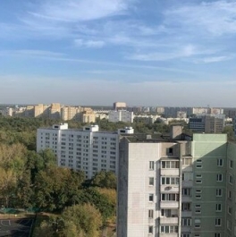 Продажа 3-комн квартиры на вторичном рынке улица Малыгина,  д. 12