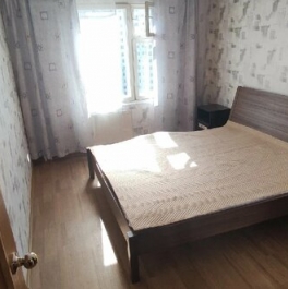 Аренда 2-комн квартиры на вторичном рынке ул Бадаева,  д. 8,  к. 2
