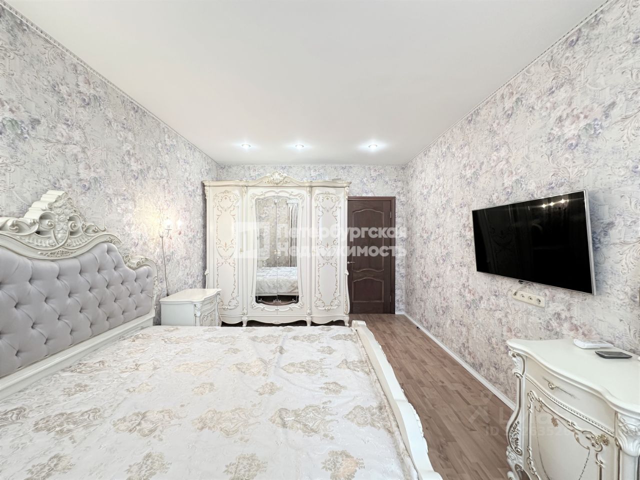 Продажа 2-комн квартиры на вторичном рынке Богатырский проспект, 59к3