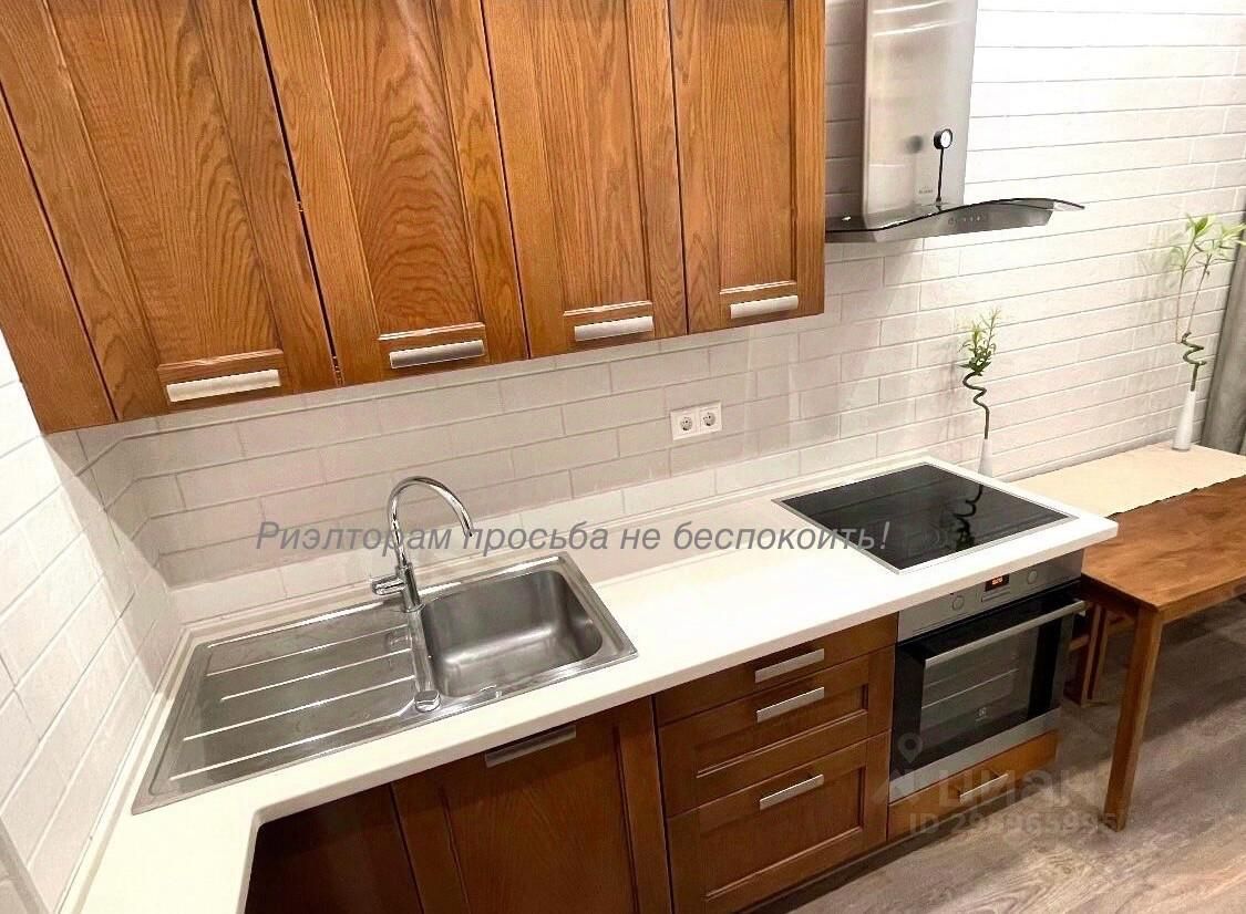 Аренда 1-комн квартиры на вторичном рынке Красноказарменная улица, 14Ак2