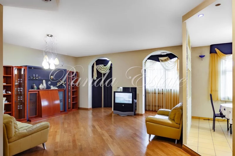 Продажа 3-комн квартиры на вторичном рынке ул. Краснопролетарская,  д. 7