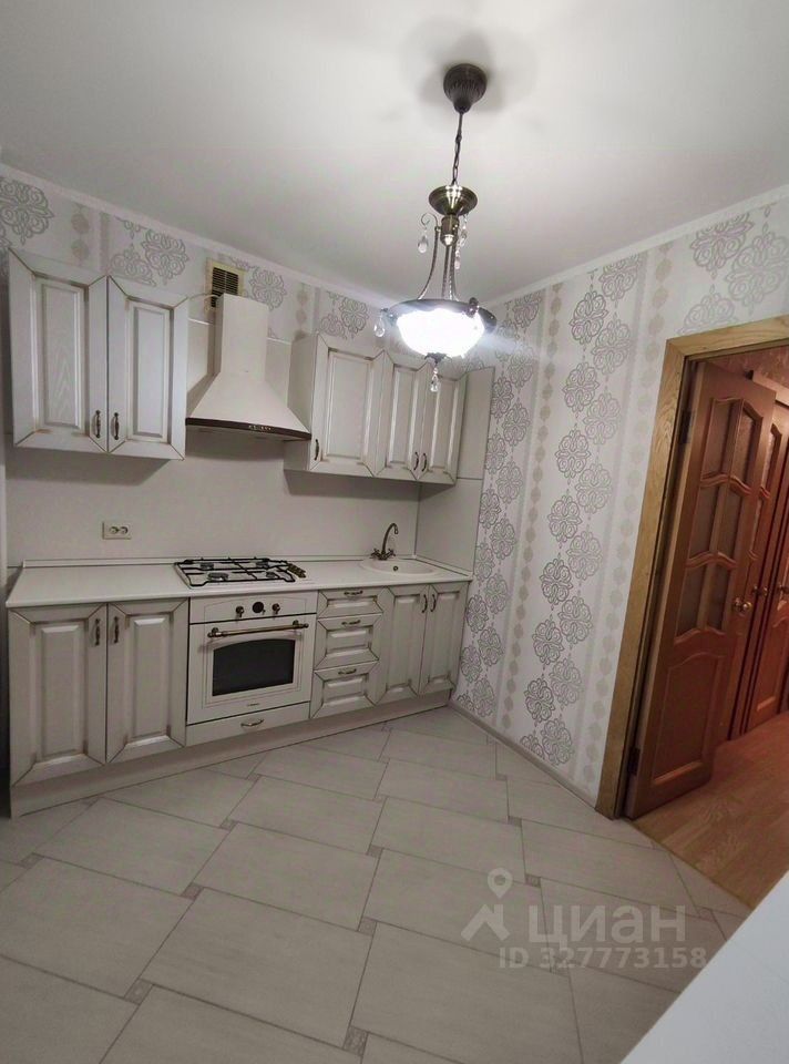 Продажа 3-комн квартиры на вторичном рынке улица Пограничника Гарькавого, 36К2
