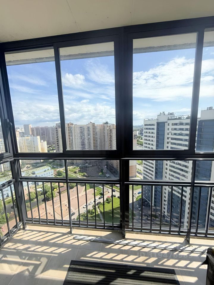 Аренда 2-комн квартиры на вторичном рынке Мебельная улица, 49/92