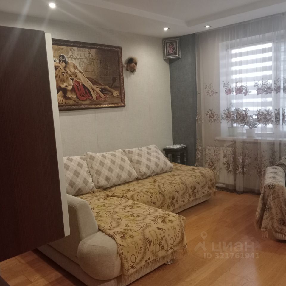 Продажа 3-комн квартиры на вторичном рынке Чехов, Московская улица, 98